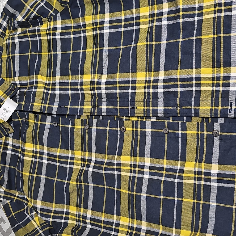 Banana Republic Yellow & Navy Plaid Flannel - Untucked Standard Fit - NWT